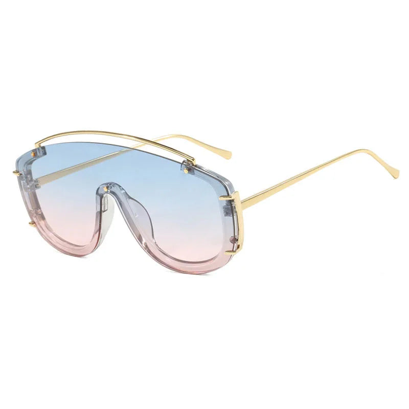 AURA — Oversized One-Piece Rivet UV400 Gradient Sunglasses